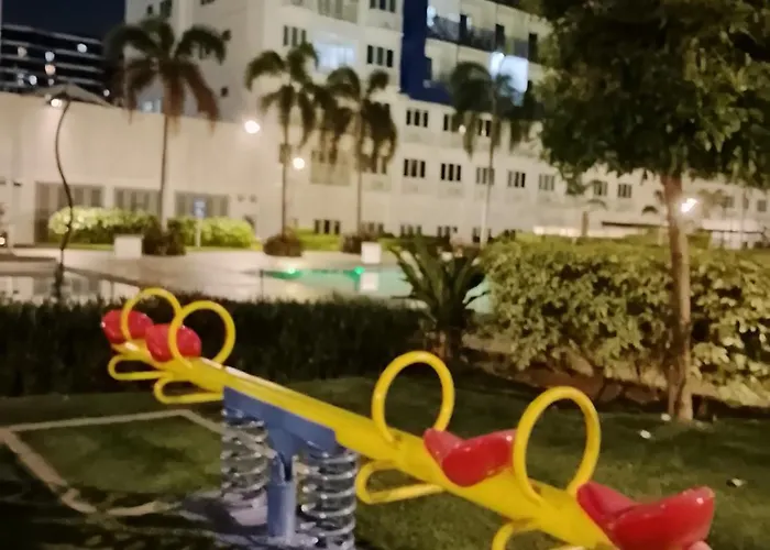 Cloud Nine Shell Moa Staycation